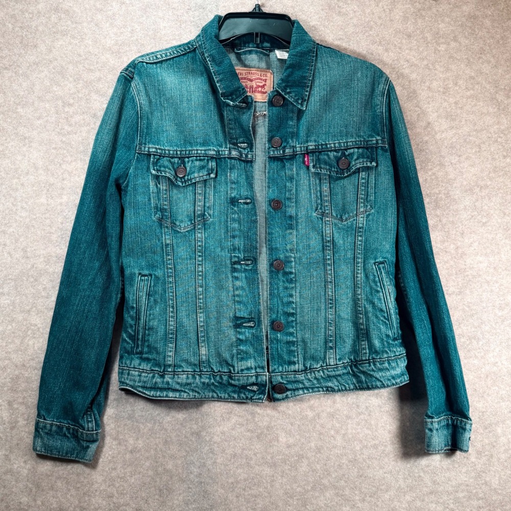 Levi's Trucker Jacket Medium Blue Denim Classic Casual Layering PC9-46780-0001‎